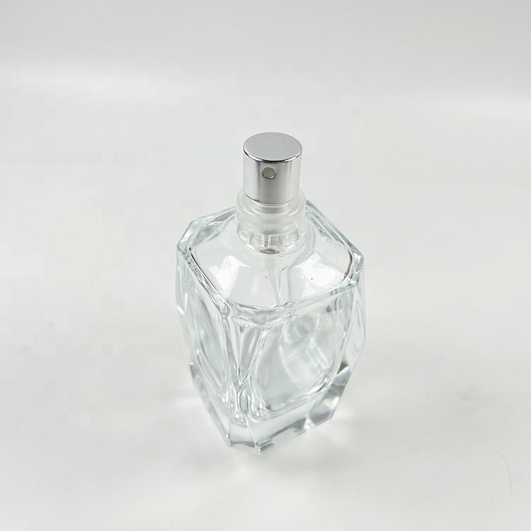 high end Luxury 50ml empty spray perfume bottle unique shape refillable glass perfume bottle for women perfume with matched lid