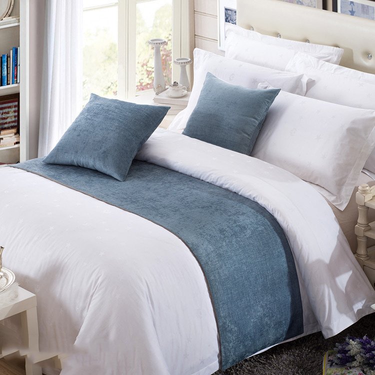 Chenille Solid Breathable Modern Bedding Scarf Protection Bed Runner for Bedroom Hotel Bed