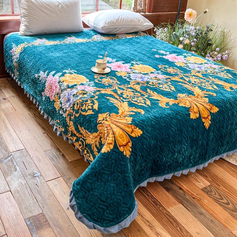 Bedding Set 2024 new printed milk velvet lace with cotton bed cover elegant style