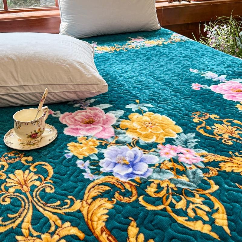 Bedding Set 2024 new printed milk velvet lace with cotton bed cover elegant style