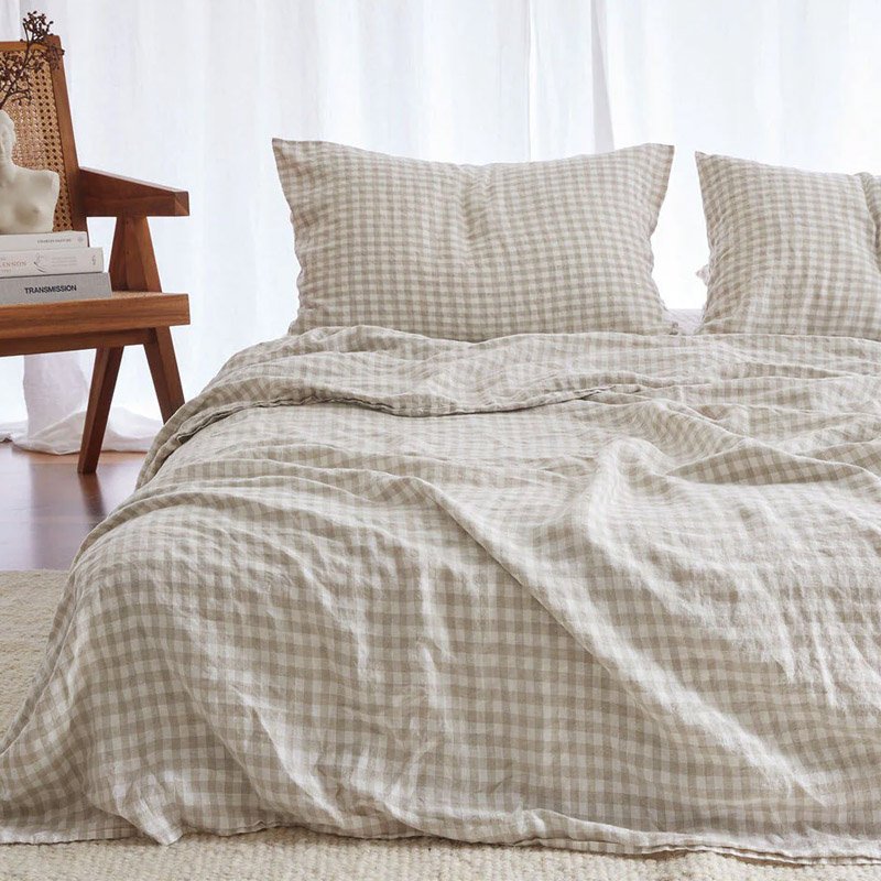 Wholesale Pure gingham linen bedding set Decorative Bed Sheet quilt cover with Lace Matching Bed Skirt Bedspread on Bed Case S