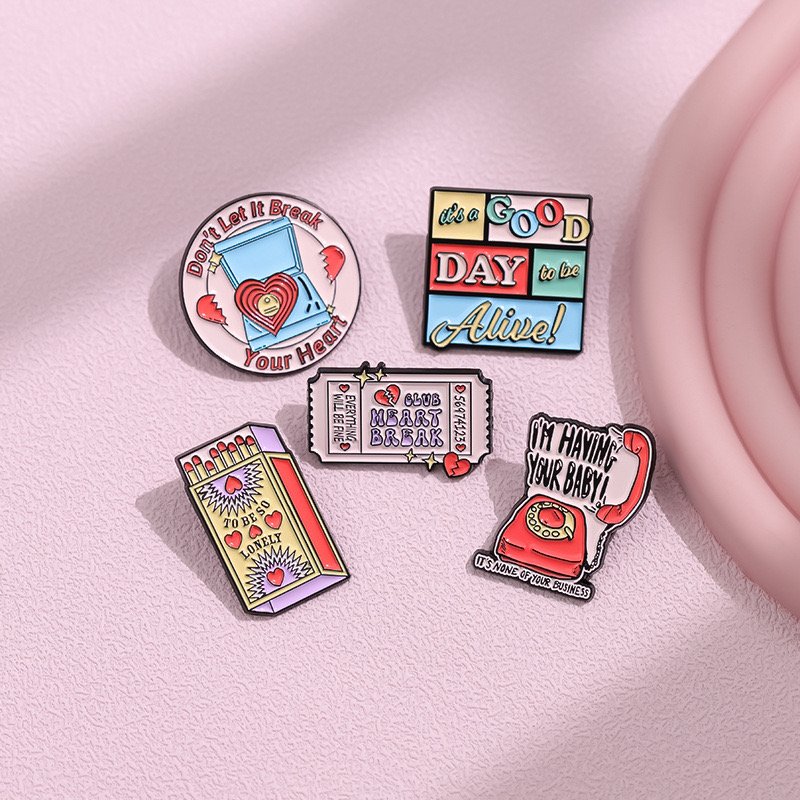 Creative Personalized Pink Match Box Vintage Phone Record Shape Metal Enamel Brooch Cartoon Cute Badge Pins Clothing Accessories