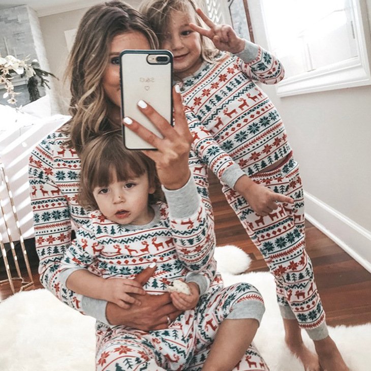 PASUXI Christmas Pajamas Family Matching New Year Father Mother Kids Baby Look Clothes Set Dad Mom And Daughter Son Pyjamas