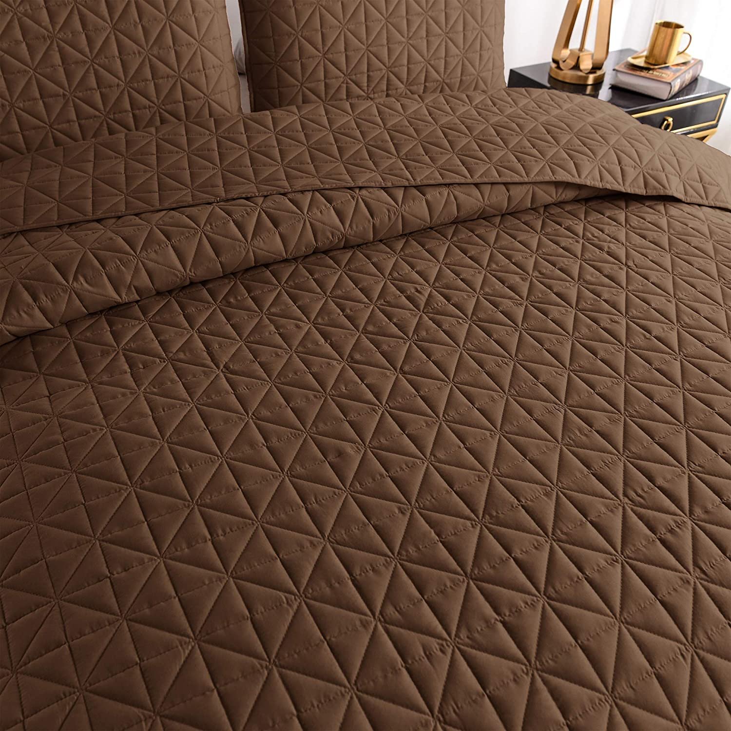 China Export Luxury Wholesale King Size Quilt Bed Sheet Cotton Cover Bedding Sets Hotel 100% Bedspread And Matching Curtains