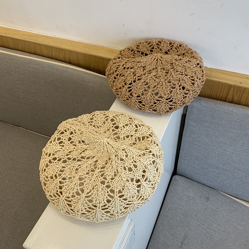2024 Women's Spring And Summer Hollow Breathable Styling Painter Casual All-Matching Face Small Black Papyrus Beret Hat Cap