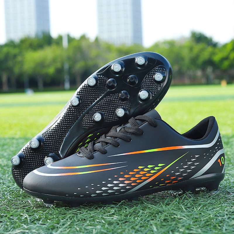Unisex Comfort Design Anti-Slip High-Performance Soccer Shoes Durable for Competitive Matches in Winter Spring Autumn Seasons