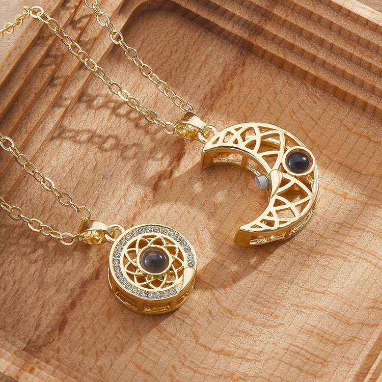 G2341 Wholesale Stainless Steel 100 Languages I Love You Projection Sun Moon Matching Magnetic Necklace For Couples Jewelry