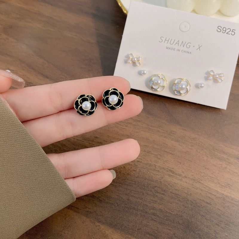 All-match Temperament Pearl Earring Set Retro Camellia Flower Earring Stud Hot-selling Women Bow Tie Earrings