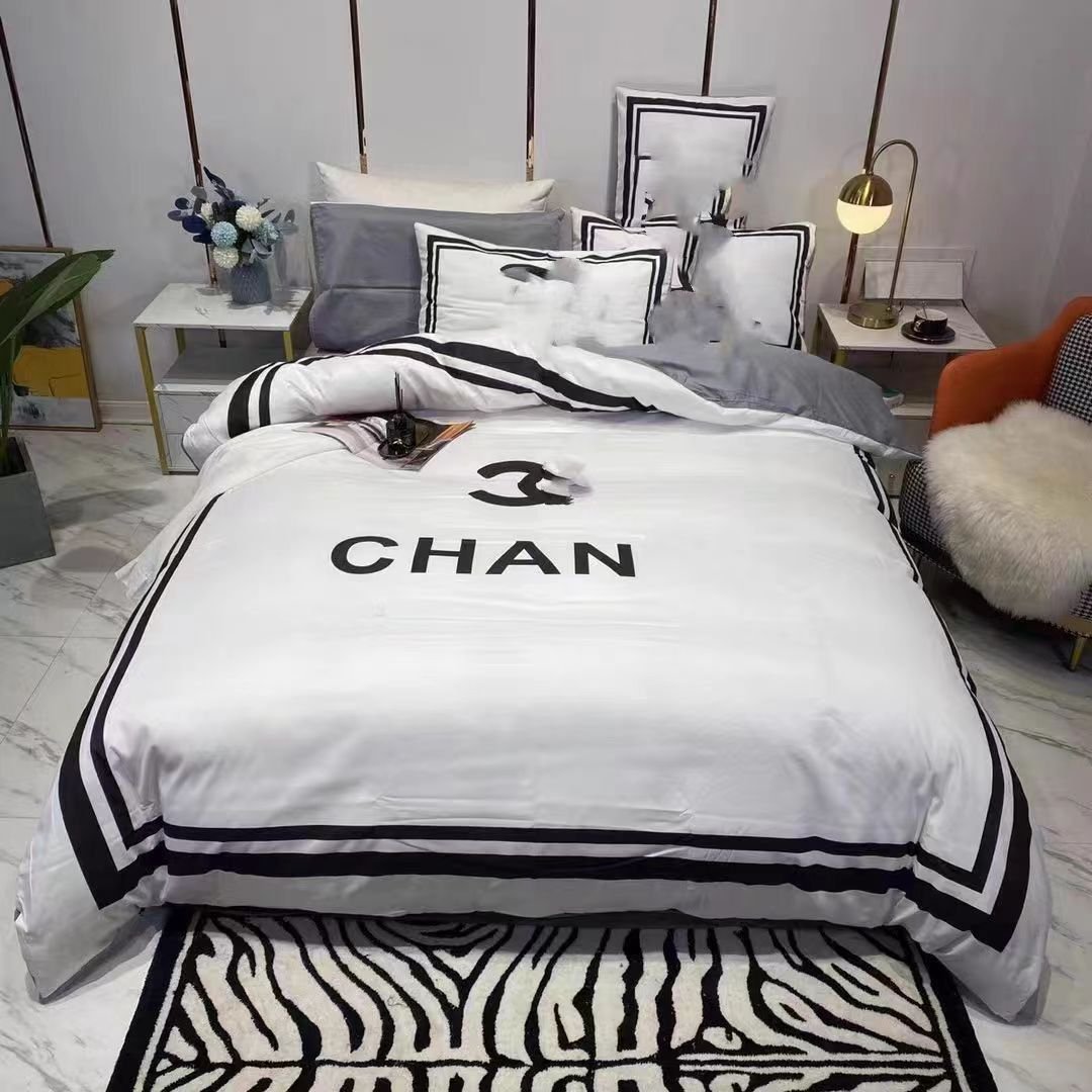 customized cotton 6pcs designer bedding set with matching curtains