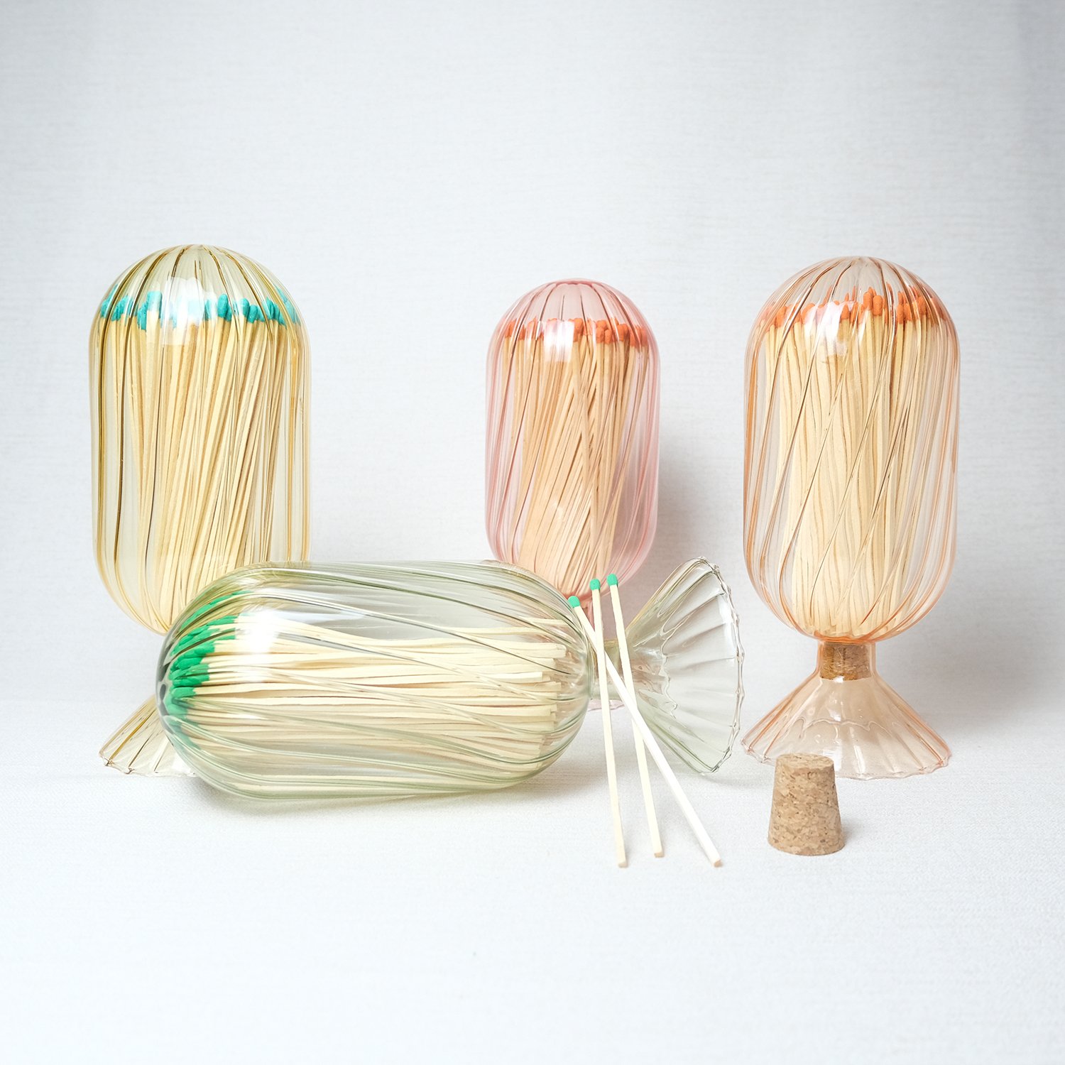 Hot Sale Match Decorative Custom Logo Inverted Bottle fire matches Of matches stick holder