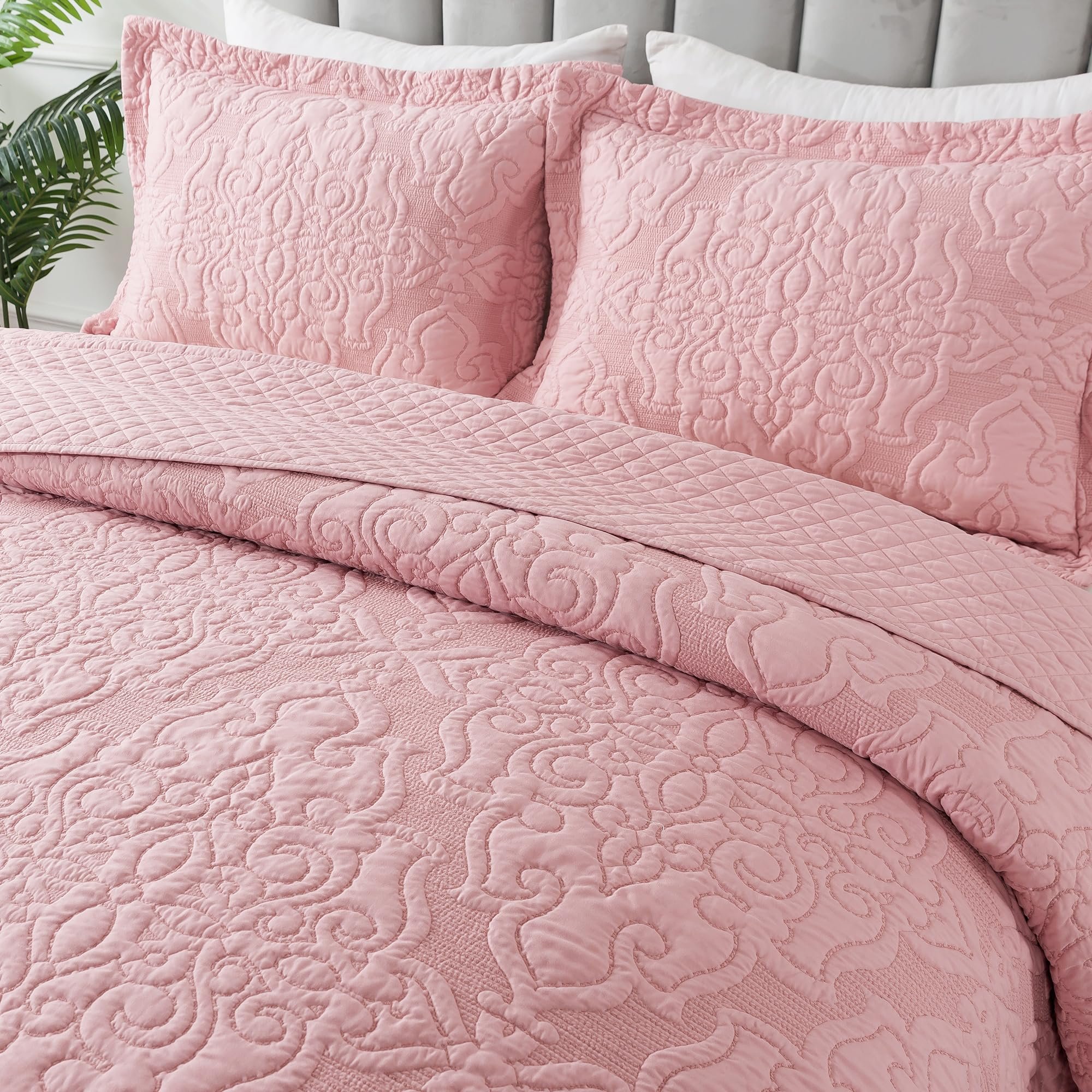 Cheap Wholesale Modern Printed Cotton Bedspread Soft Lightweight Microfiber Bedding For All Season
