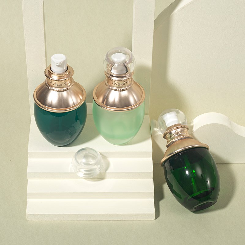 The factory supplies glass jar 30ml emulsion Essence Essence Face Cream water bottle to separate cosmetic packaging materials