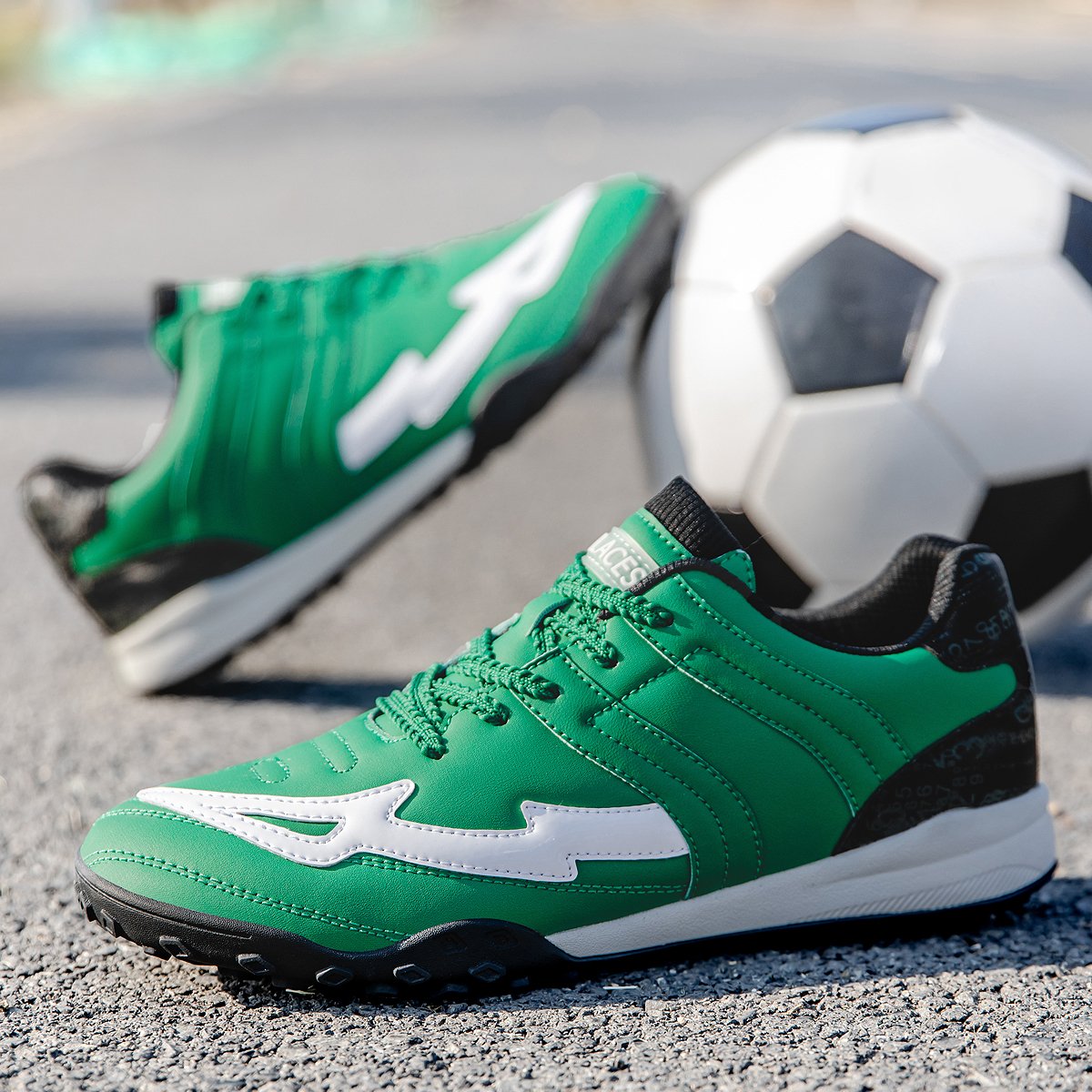New Listing Comfortable Unmatched Soccer Shoes for Summer Anti-Slip Traction & Durable for Competitive Matches Intense Training