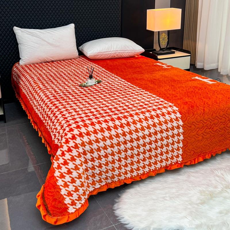 Bedding Set 2024 new printed milk velvet lace with cotton bed cover houndstooth