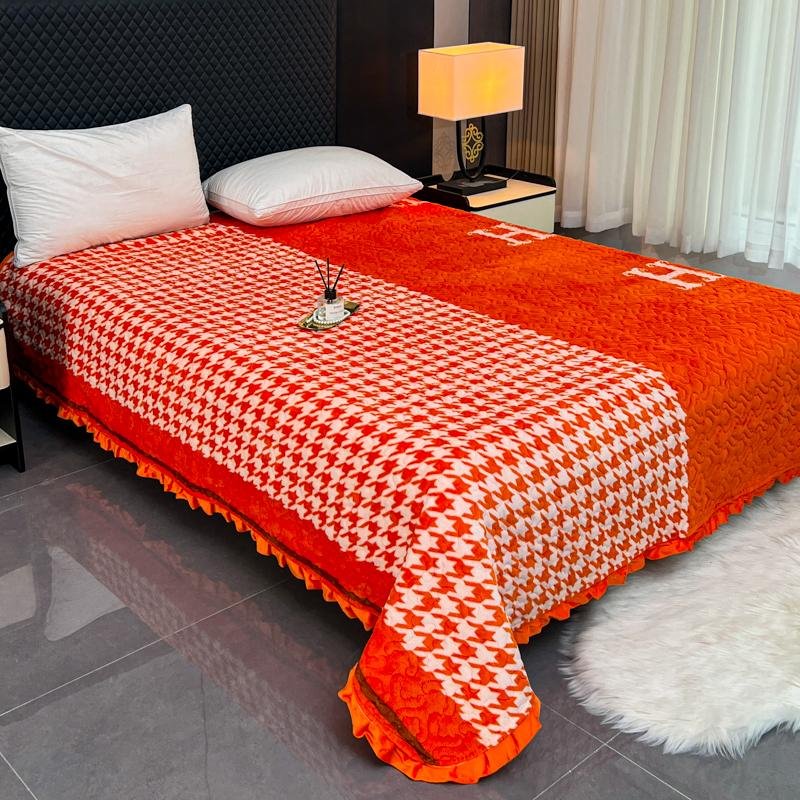 Bedding Set 2024 new printed milk velvet lace with cotton bed cover houndstooth