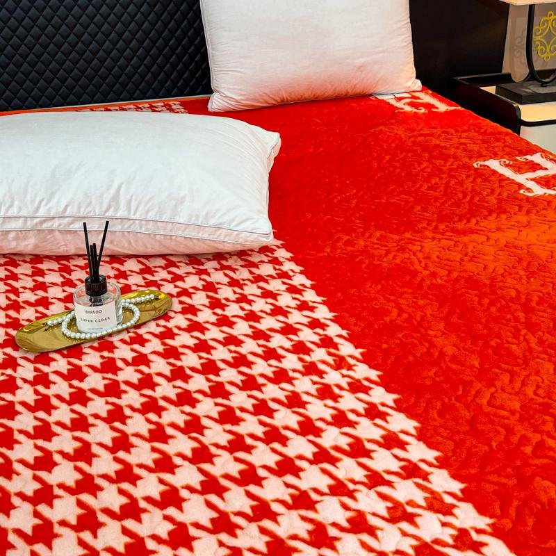 Bedding Set 2024 new printed milk velvet lace with cotton bed cover houndstooth