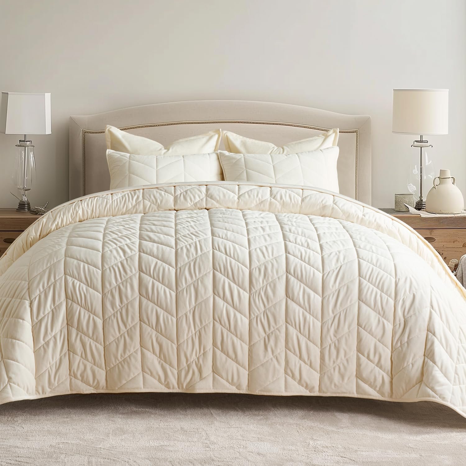 Contemporary All Season Bedroom Soft Texture Solid Color Quilt Set With Two Matching Pillow