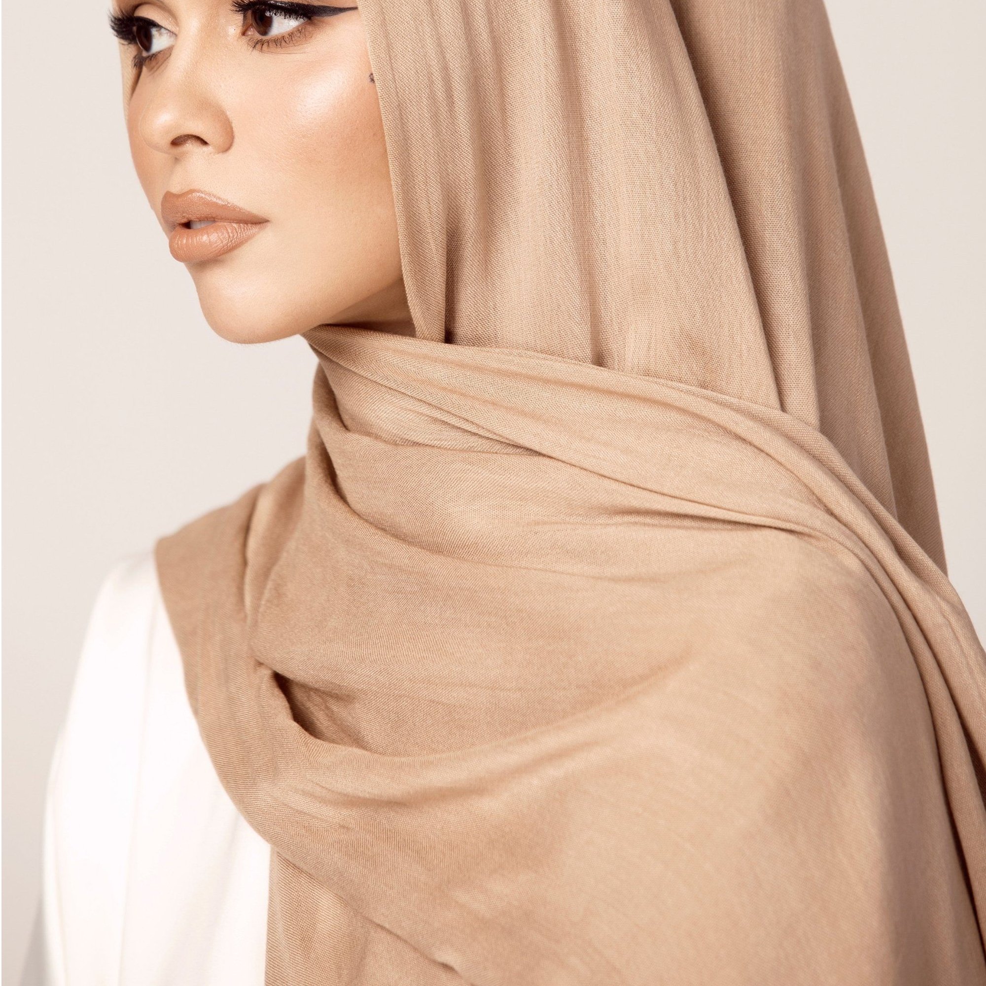 New Premium Reactive Dying Malaysian Rayon Modal Hijab With Matching Undercap Hijab Sets Women Tudung Bamboo Modal Woven Shawl