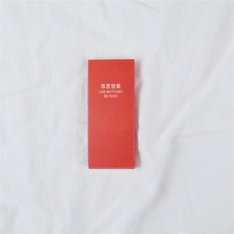 Hot sell Wholesale price festival birthday gift for candle matchsticks custom long matches matchbox colored matches
