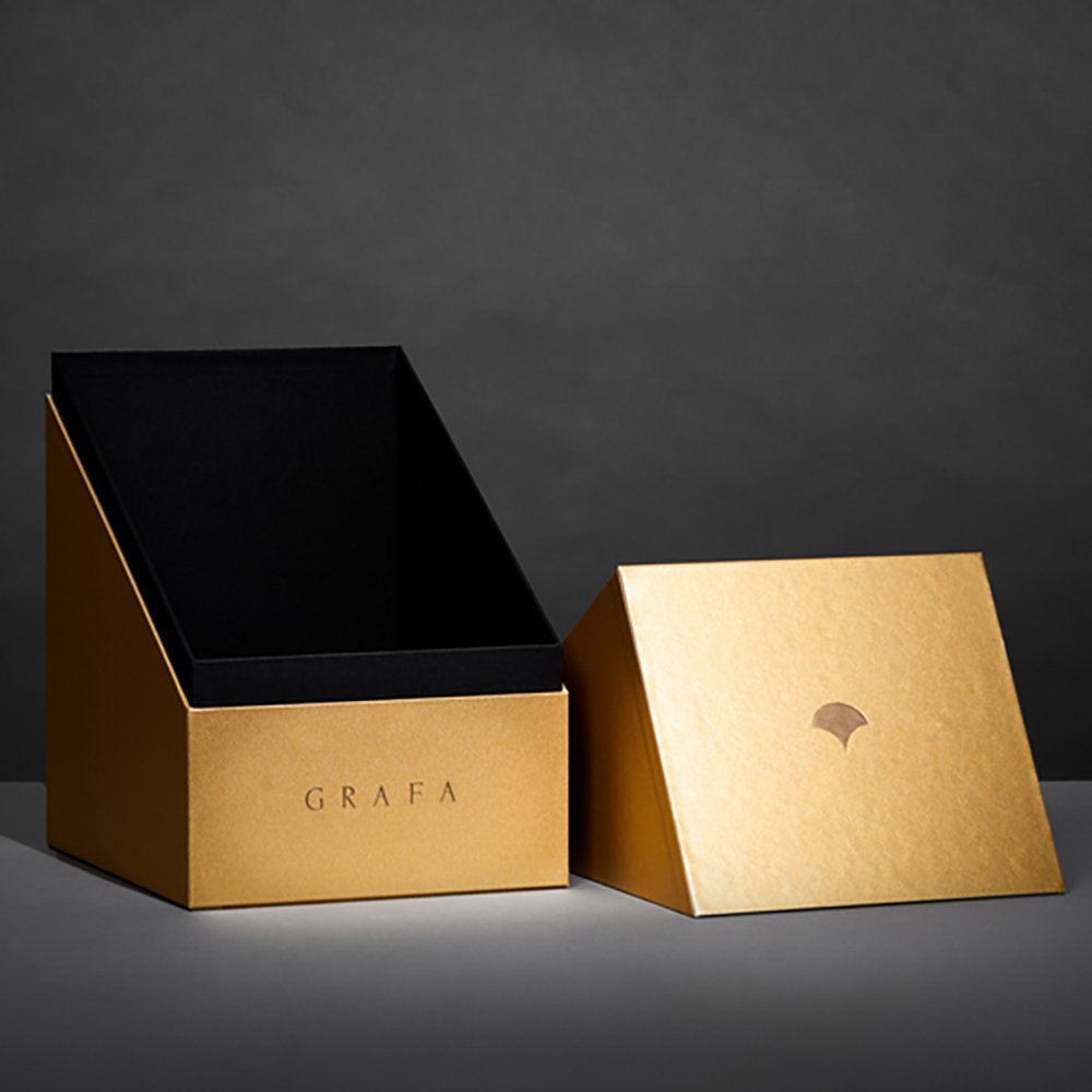 Free Match Interior Custom Color Printed Logo Coated Paper Gift Packaging Lid and Base with Neck Box