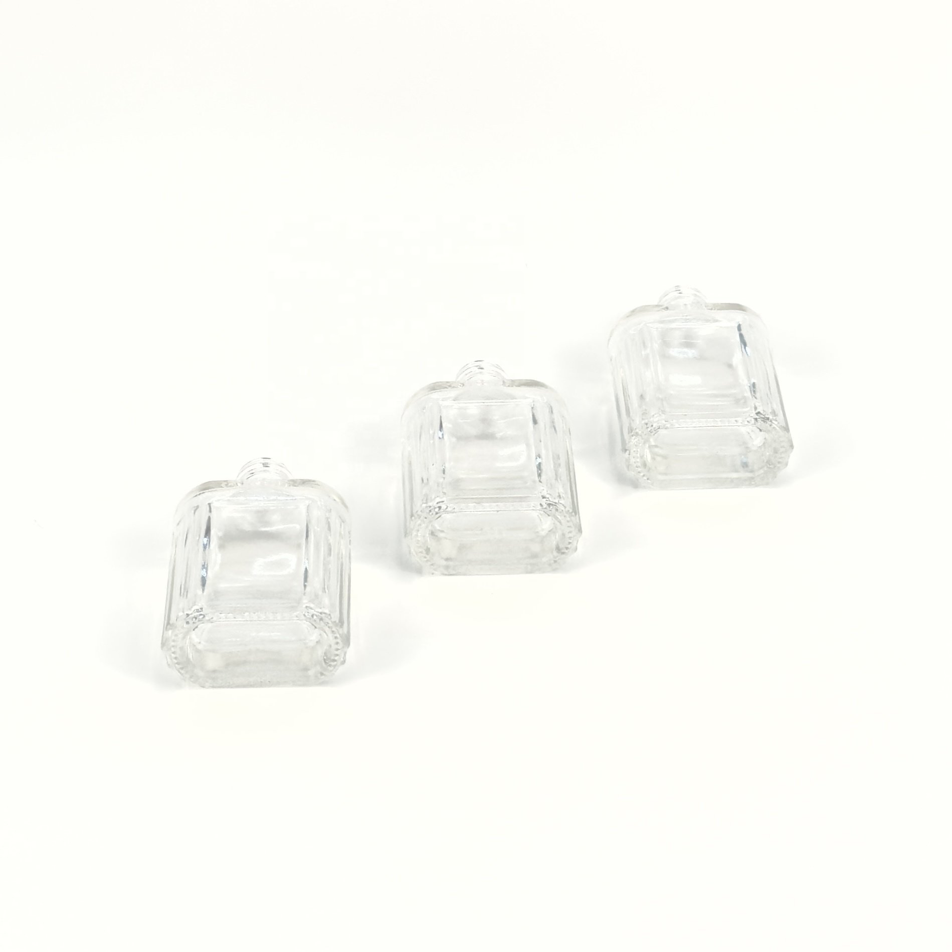 2024 The latest 12ml private model empty nail polish bottles supports custom color logo matching cap and brush Factory wholesale