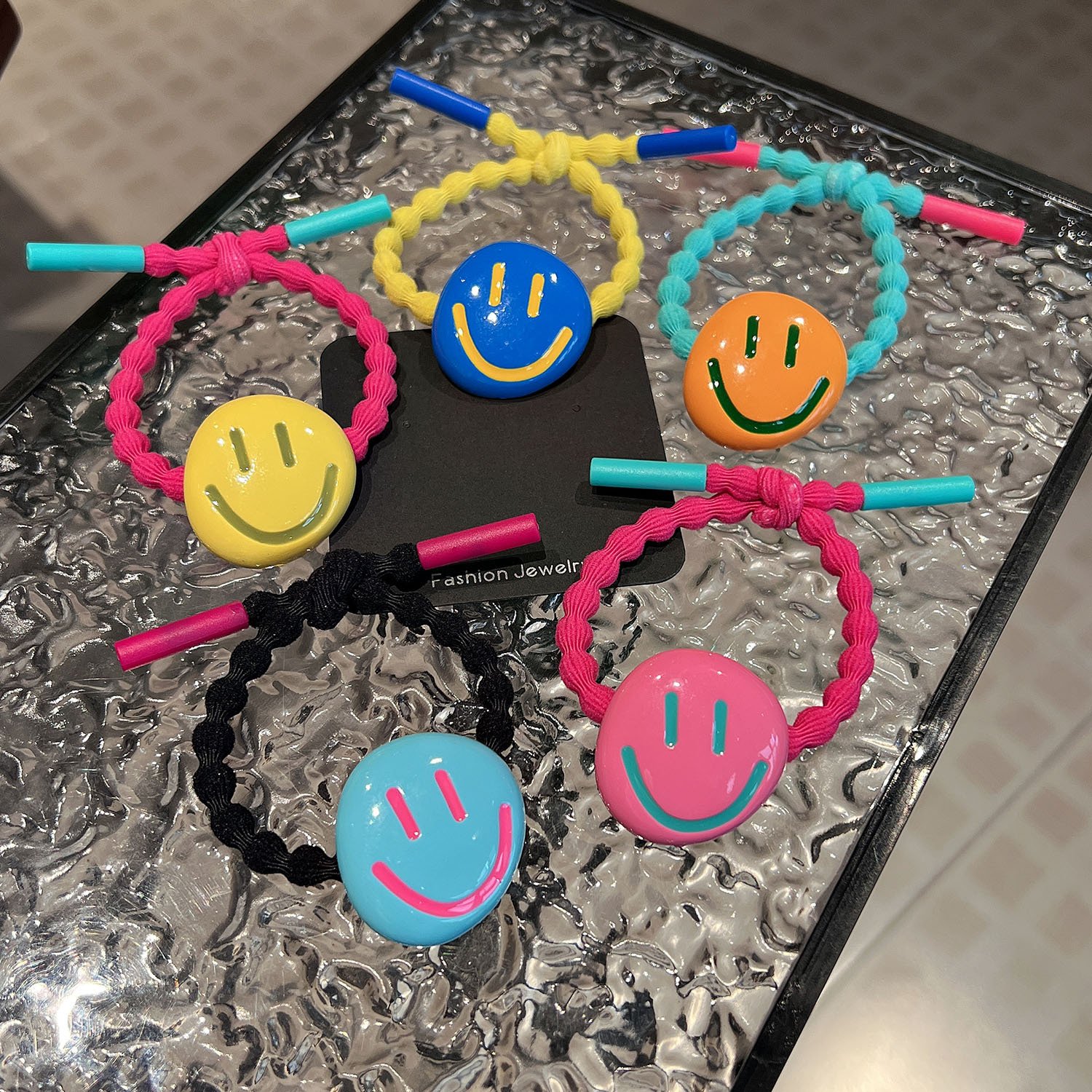 Qianjin Wholesale Summer Bright Eyes Color Matching Hairband High Ponytail Hair Accessory Acrylic Smiley Face Hair Tie