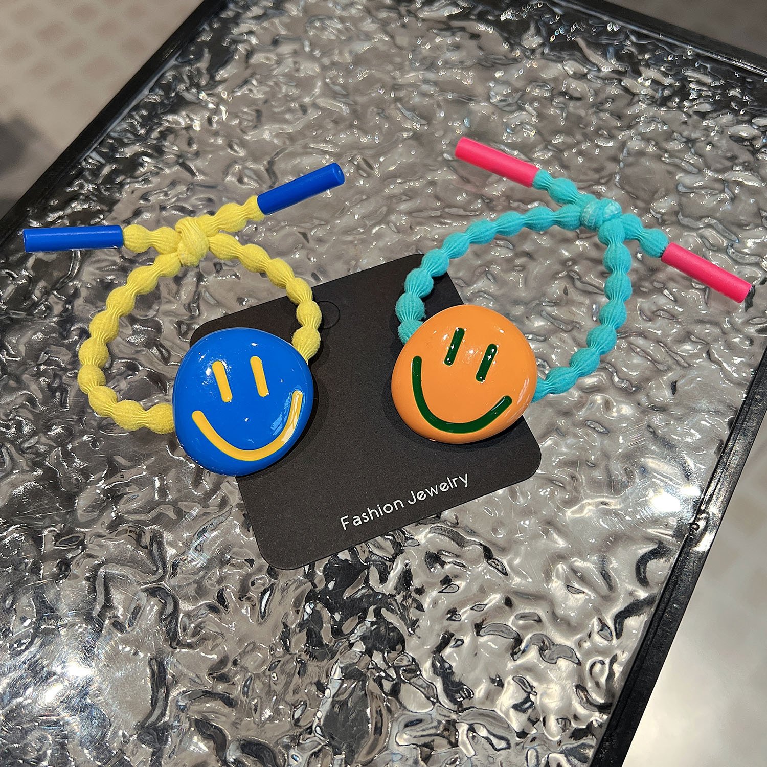 Qianjin Wholesale Summer Bright Eyes Color Matching Hairband High Ponytail Hair Accessory Acrylic Smiley Face Hair Tie