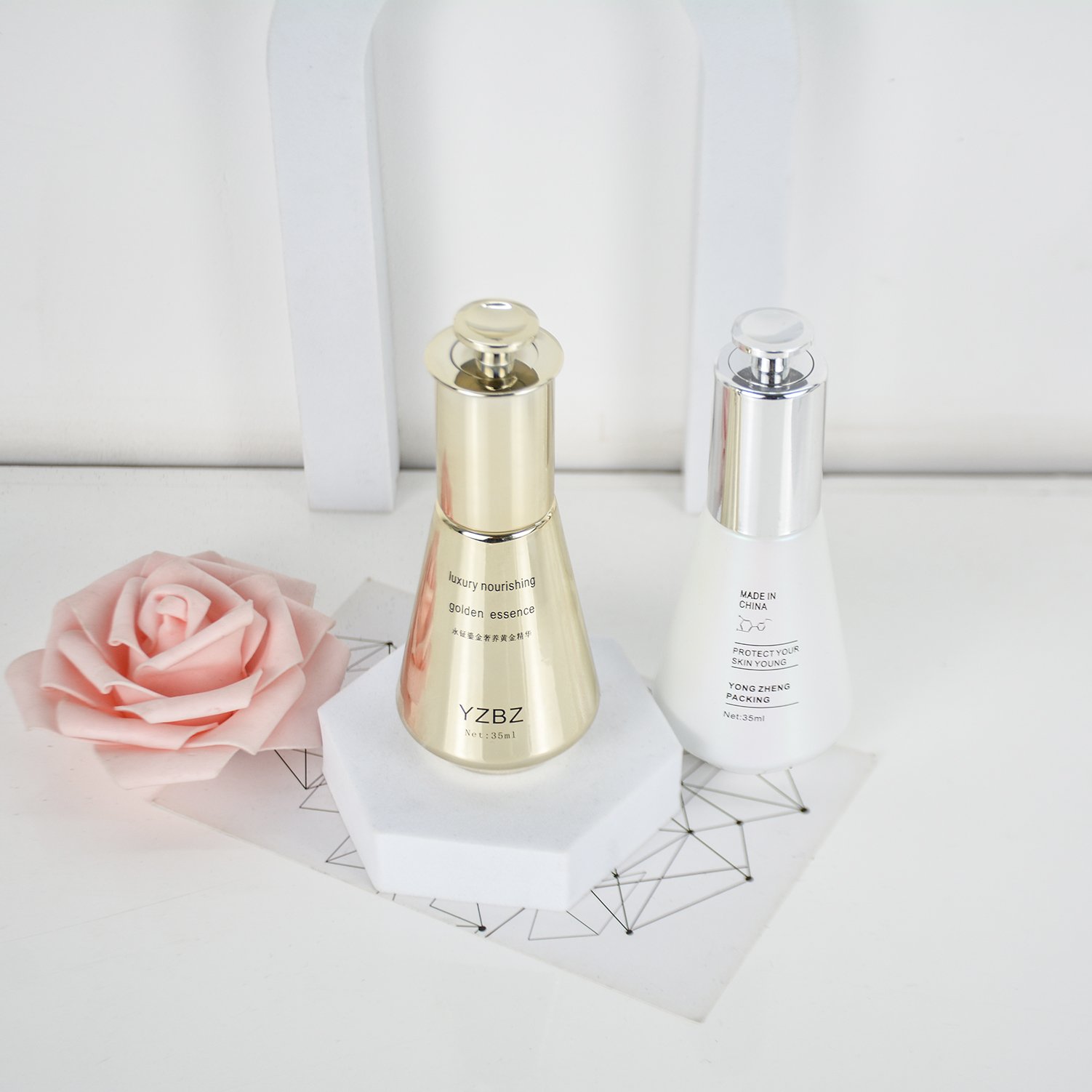 Hot Selling new 30ml 40ml 50ml Premium Luxurious Triangle Glod Glass Cosmetic Container oil dropper bottle with Matching Lid
