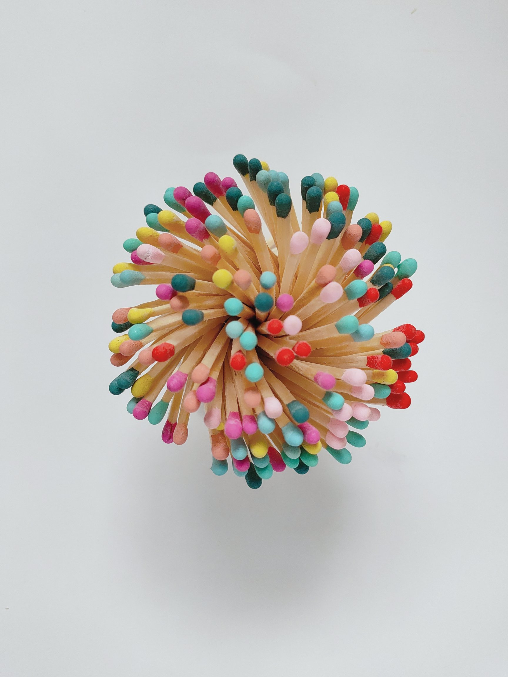 3 inch colored matchsticks for household kitchen