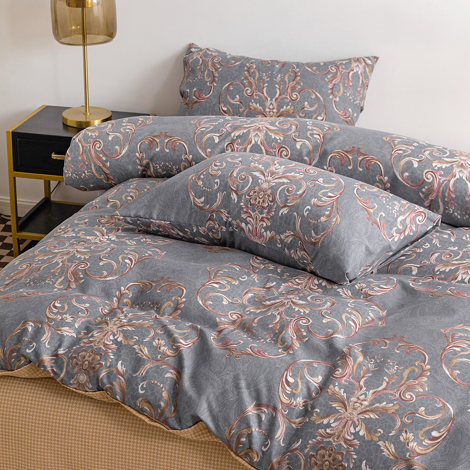 Luxury 100 polyester Thick Microfiber Printed Bed Sheets And Curtains Set Duvet Covers With Matching Curtains