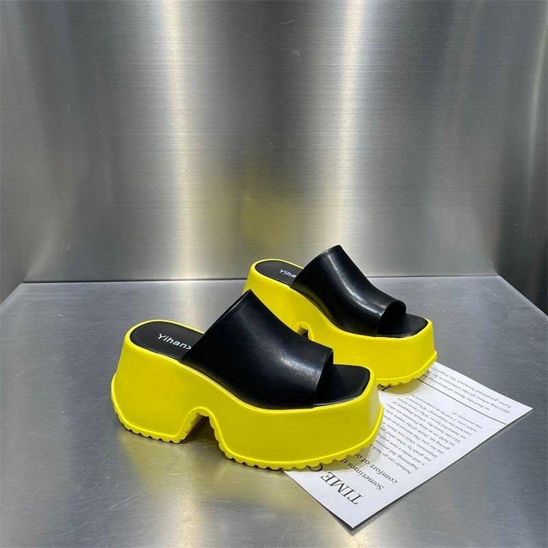 Summer Thick Sole Slippers 2023 Women's Outerwear New Matsuke Elevated Slippers Color Matching Advanced Feel Casual Slippers