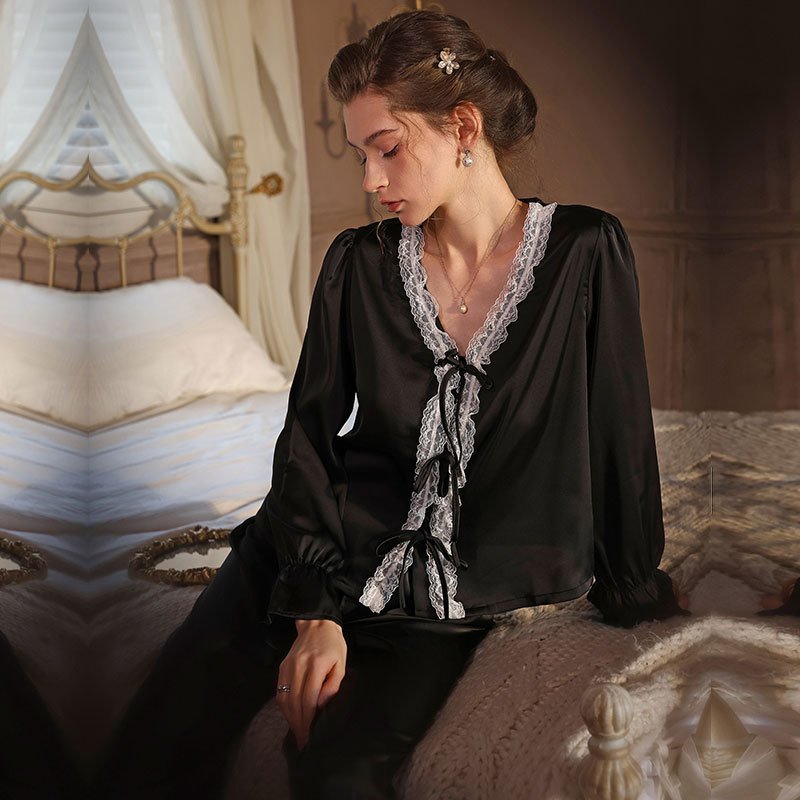 Drop V-Neck Long Sleeved Lady Loose Floral Lace Sexy Matching Ice Silk Women Pajama Sets