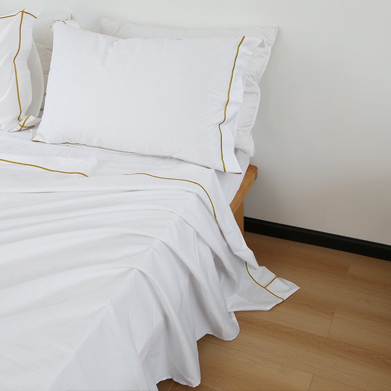 OEKO-Tex certified Gold embroidery King size luxury bed sheet sets 100% cotton white hotel bed linen fitted bed sheets set