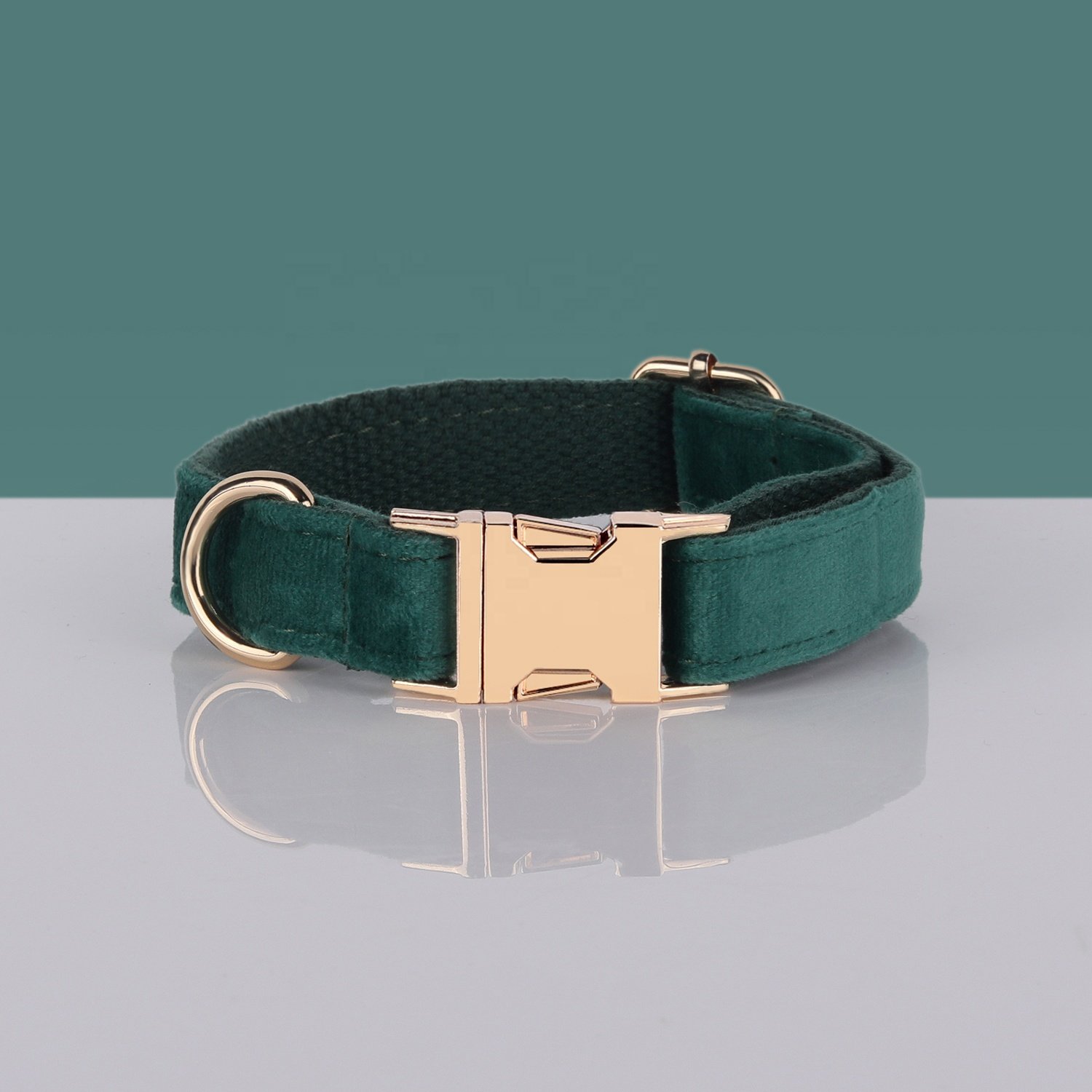 2023 New Wholesale Fashion Design Christmas Dog Collar Pet Metal Buckle Dog Collar And Leash Set For Walking Velvet Dog Collar