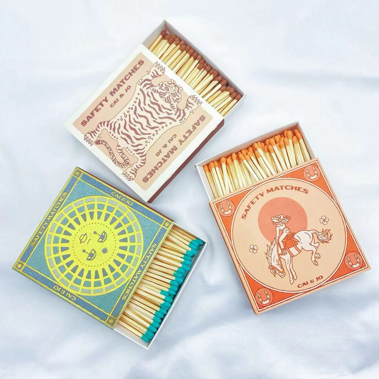 Box sets stick for candle matches Match factory high-grade pearl paper color printing bronzing custom safety match