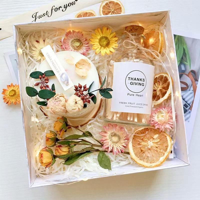 Factory Direct Selling Lovely Christmas Birthday Custom Logo Creative Soy Wax Scented Candle Set