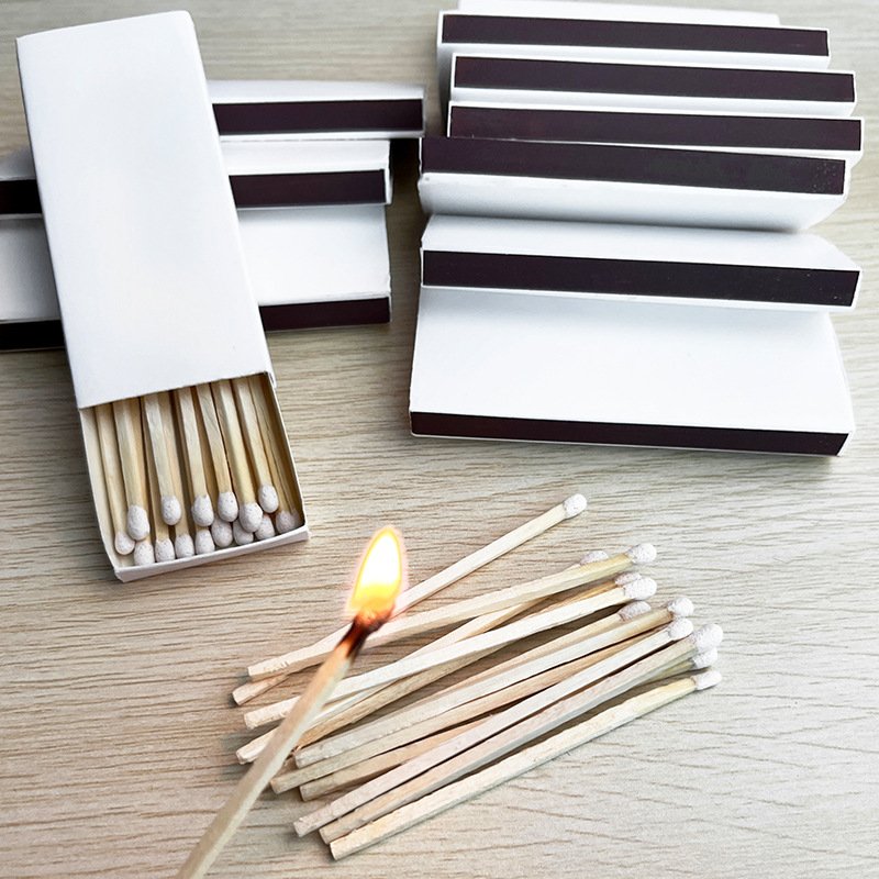 China Wholesale Pure White Creative Matchbox New White Head 75mm 12 Sticks Per Box Rod Matches