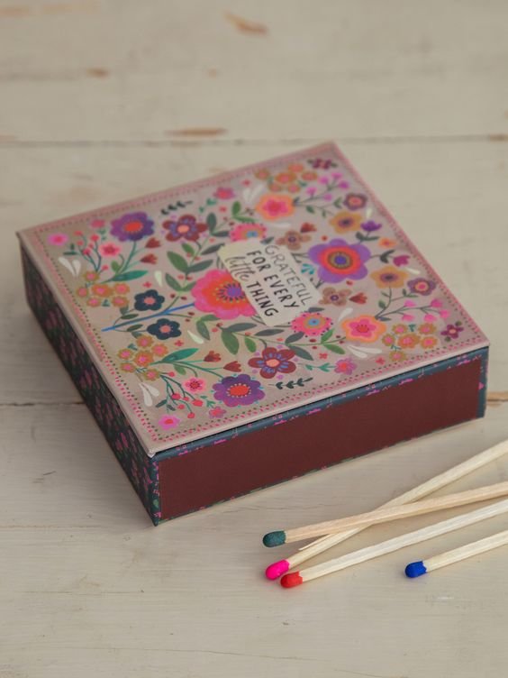 Wholesale Price Luxury Box Long Wooden Stick Matches Custom Match Box for Candle Cigar Sur Mesure Matchbox