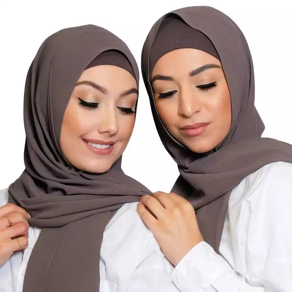 Wholesale Finest Hijab Prefect Muslim Women Scarf Hijab Matching Color Heavy Chiffon Hijab With inner cap Set