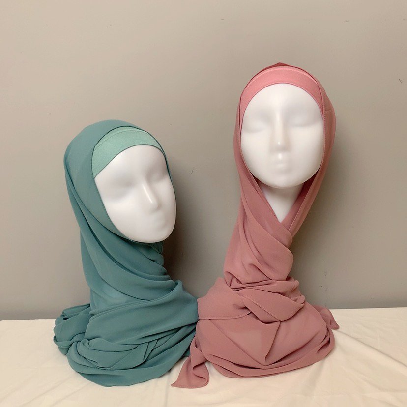 Wholesale Finest Hijab Prefect Muslim Women Scarf Hijab Matching Color Heavy Chiffon Hijab With inner cap Set