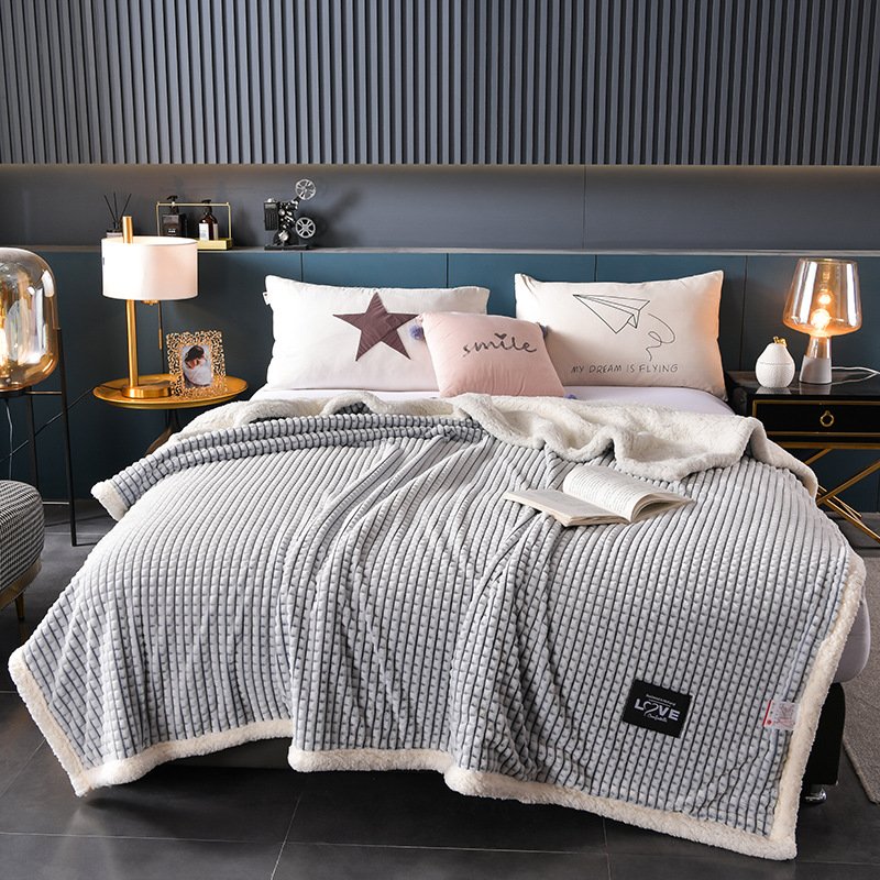 2024 Popular simple pure color multi-color matching 100% polyester knitted Velvet Sherpa blanket for household