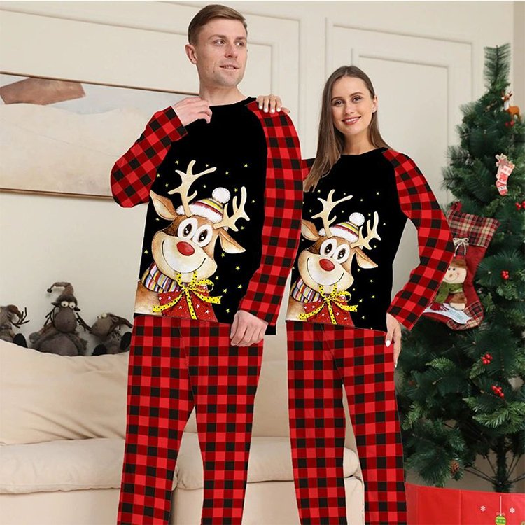 Hot Sale 2024 100% cotton breathable long sleeve matching Christmas outfitsFamily Pajamas womens clothing