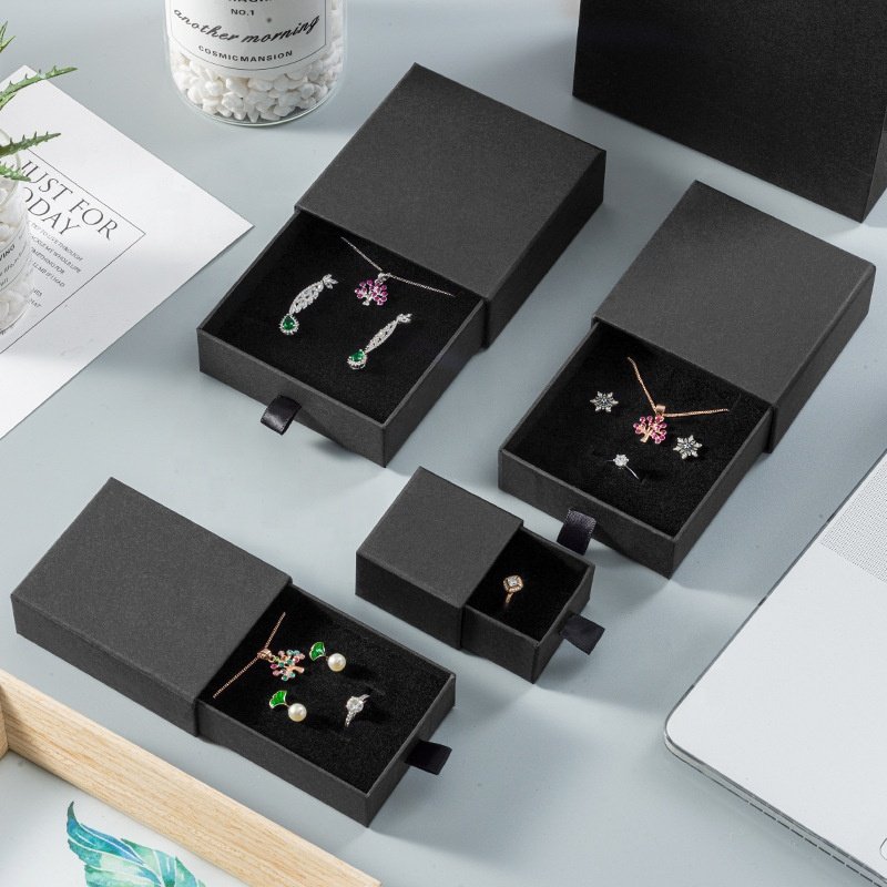 Factory Outlet Kraft Paper Jewelry Box Ring Necklace Box Black Stud Earrings Bracelet Packaging Box Customized