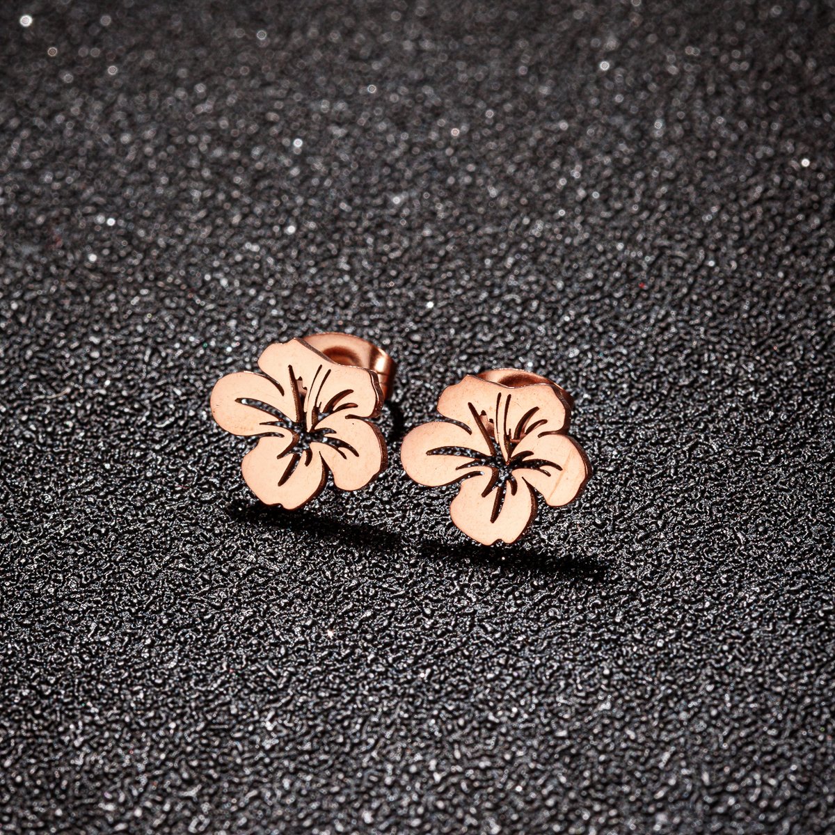 New Japan and South Korea new stainless steel women Hibiscus flower plant earrings personality all-match women petal earrings