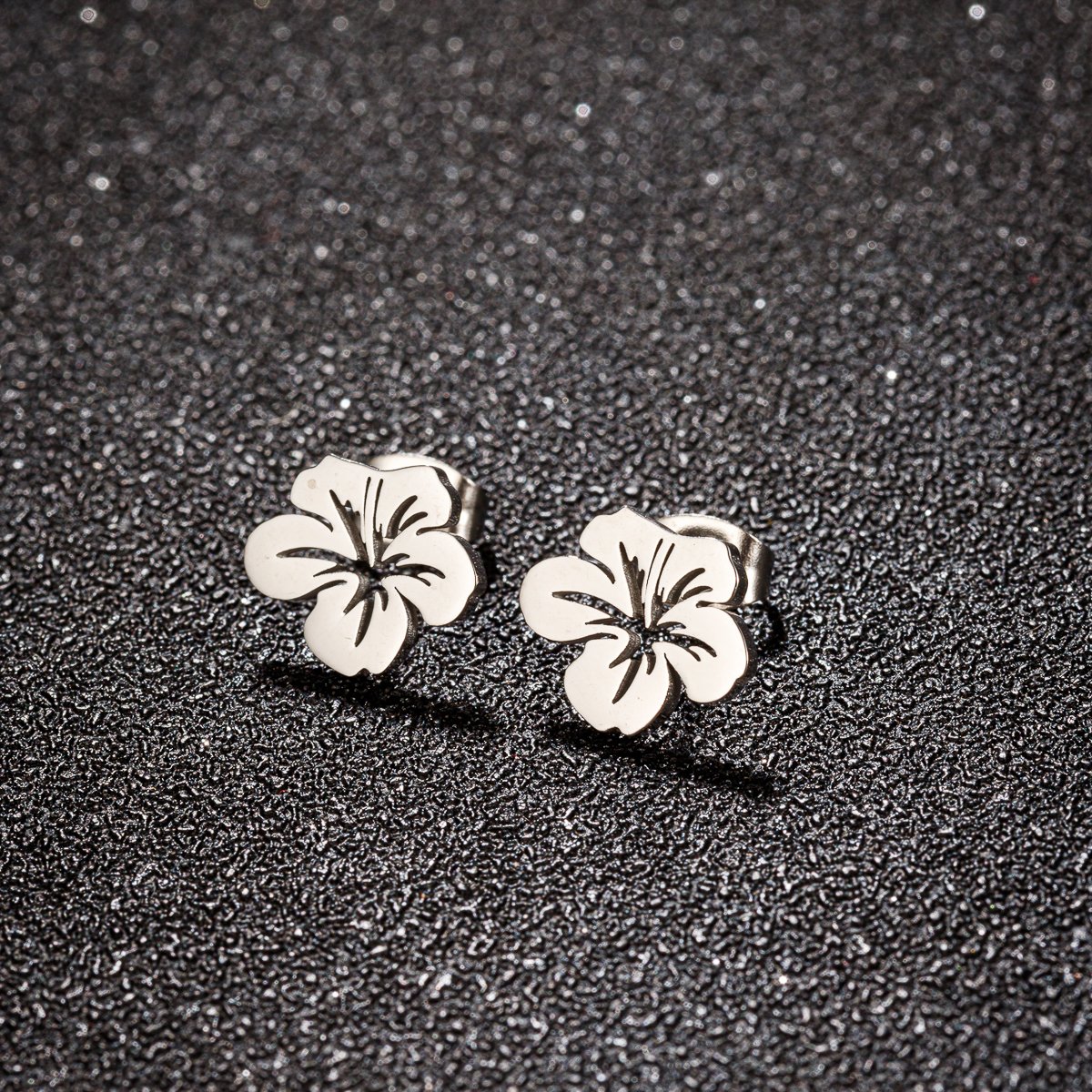 New Japan and South Korea new stainless steel women Hibiscus flower plant earrings personality all-match women petal earrings