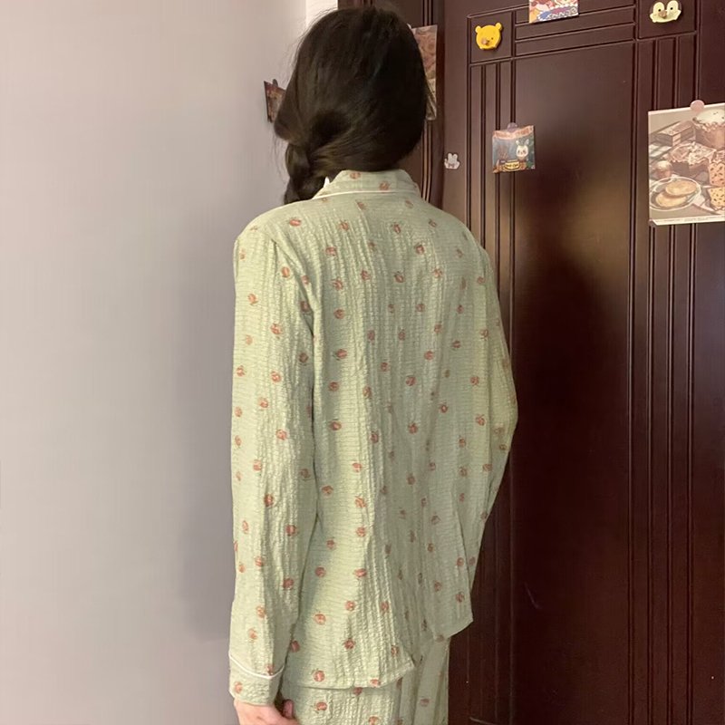 High quality pajamas Long sleeve pants 2 sets comfortable, soft and simple wholesale matching family pajamas