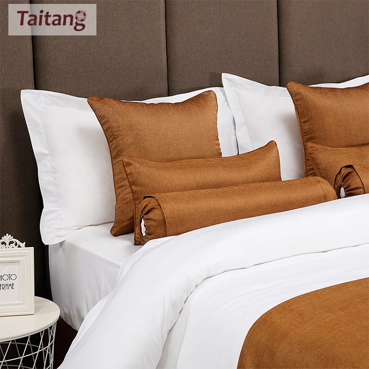 One Stop Hotel Supplies Manufacturer Bed Scarves Bed Runners Matching Pillows Colorful Hotel Bed Sheet Set