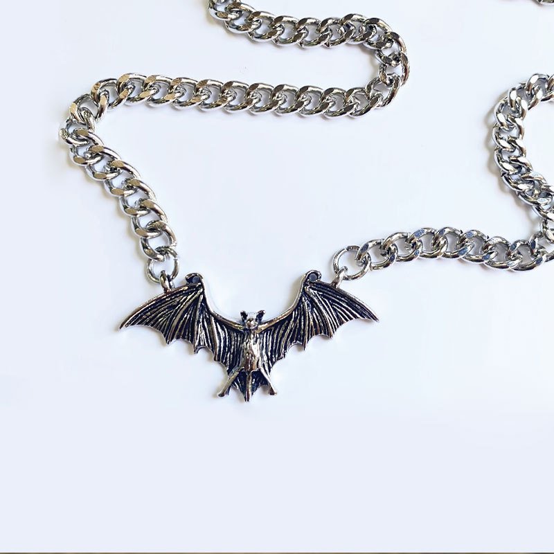 2021 Cool Gothic Choker Bat Wing Necklace Charm Matching Demon Gothic Bat Pendant Necklace