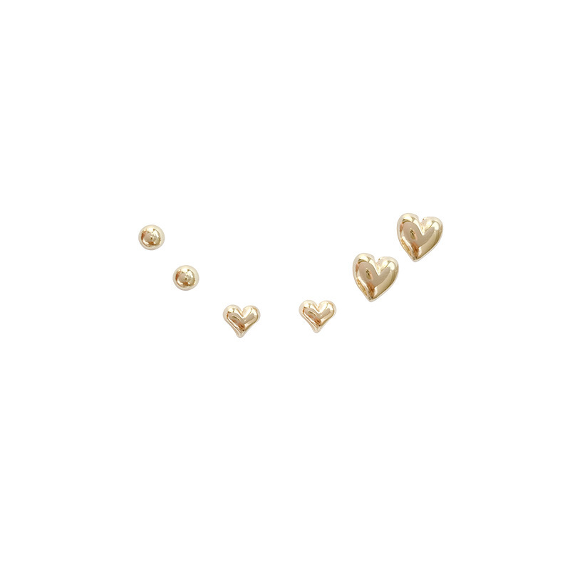 New Simple Love Heart Stud Earrings Exquisite Trendy Small Gold Earrings Temperament All-match Women's Earrings