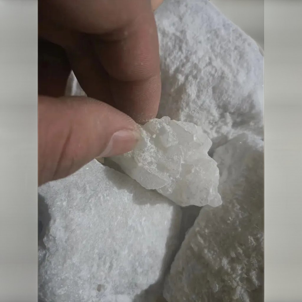 Direct Stock Selection of Organic Intermediates Crystal CAS 120-61-6 Dimethyl Terephthalate in Powder or Liquid